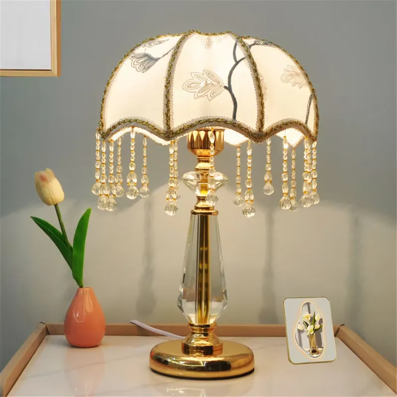 Light Switch - Lampu Meja Kristal Kreatif Gaya Prancis,